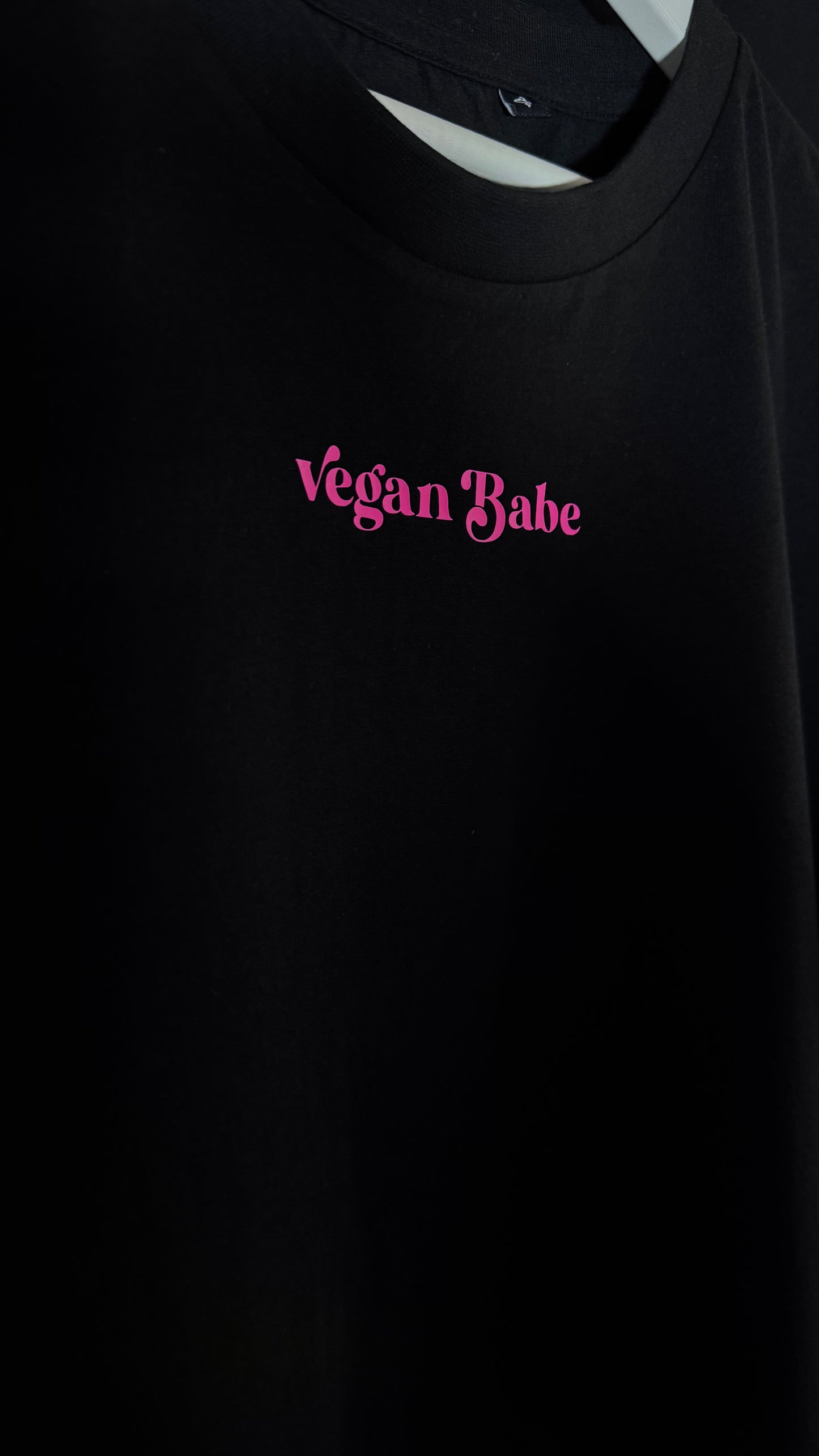 Vegan Babe | Unisex T-Shirt | Fairtrade & vegan